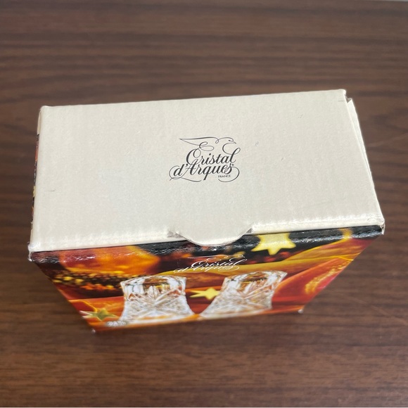 Cristal D’arques Masquerade Crystal Salt & Pepper Shakers - Picture 7 of 10